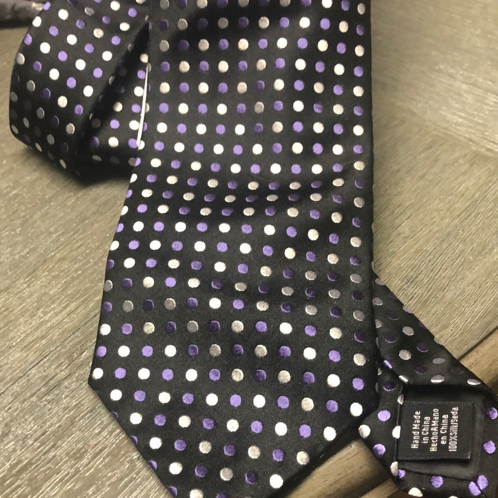 CROFT & BARROW NECK TIE BLACK WITH PURPLE AND WHITE POLKA DOTS